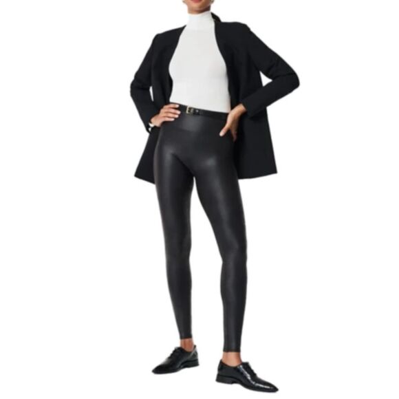 ~ SPANX 1x Leggings Vegan Leather Black Stretch Sheen Shine Faux Pleather Plus - Picture 3 of 16